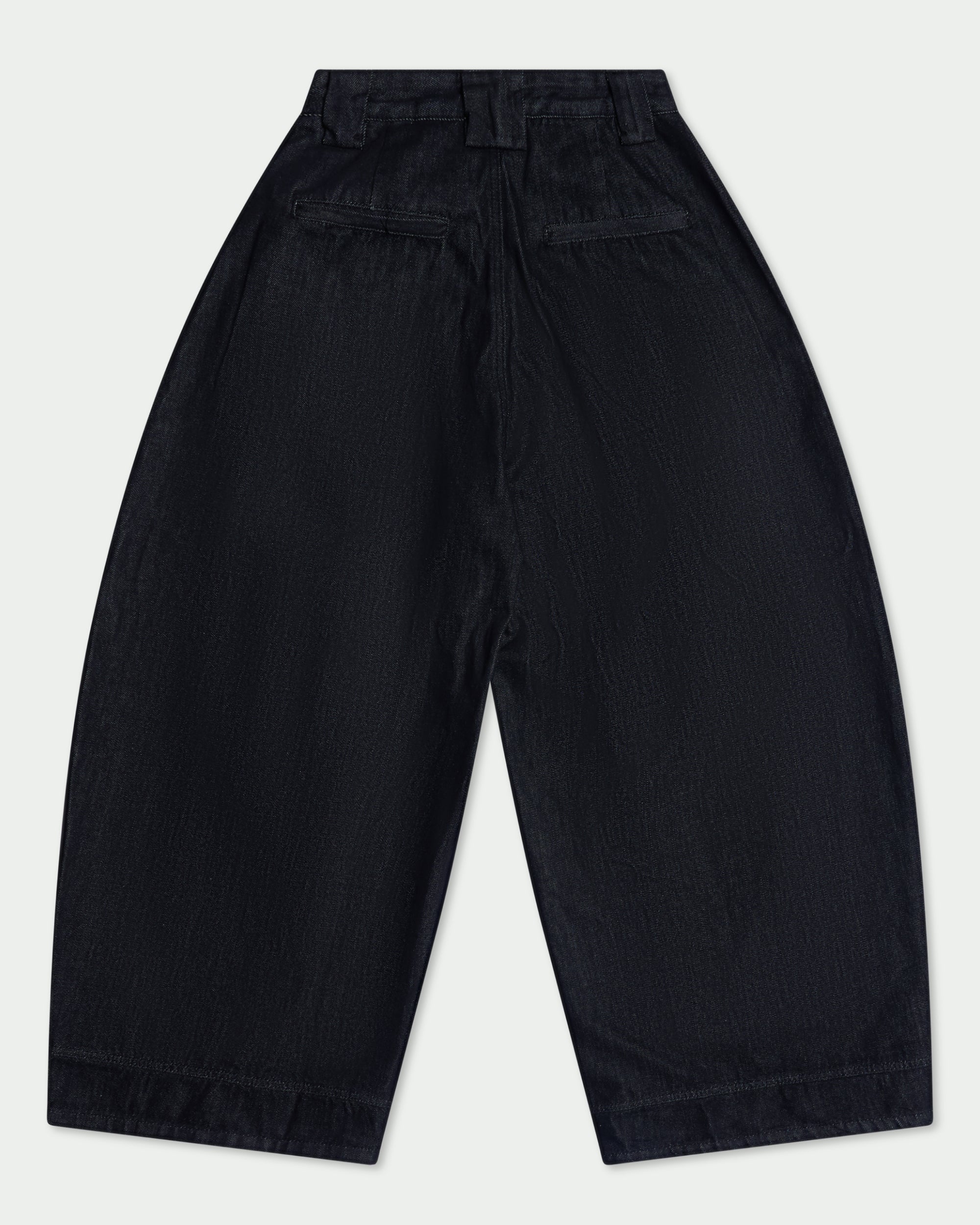 Curveball Barrel Jeans